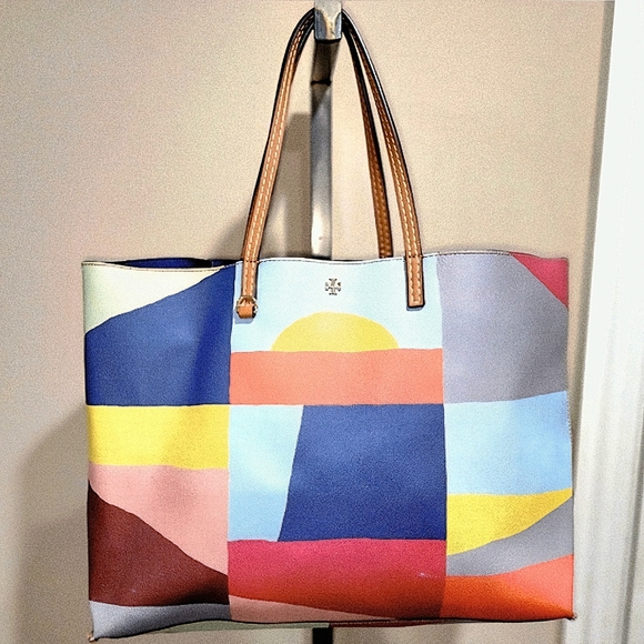 Tory Burch Handbags - Tory Burch Kerrington Square Printed Leather Tote (H 31cmX W 45cmX D 15cm)